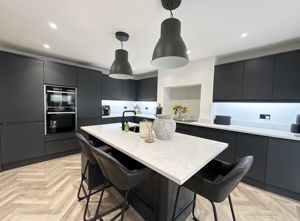 Photo 23- click for photo gallery